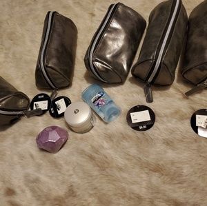 Makeup totes plus beauty bundle